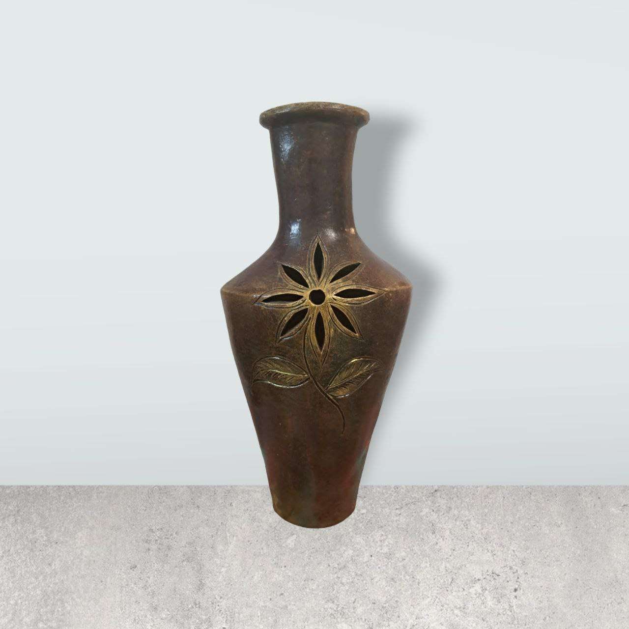 Studio Art Pottery for Cozy Home Ambiance