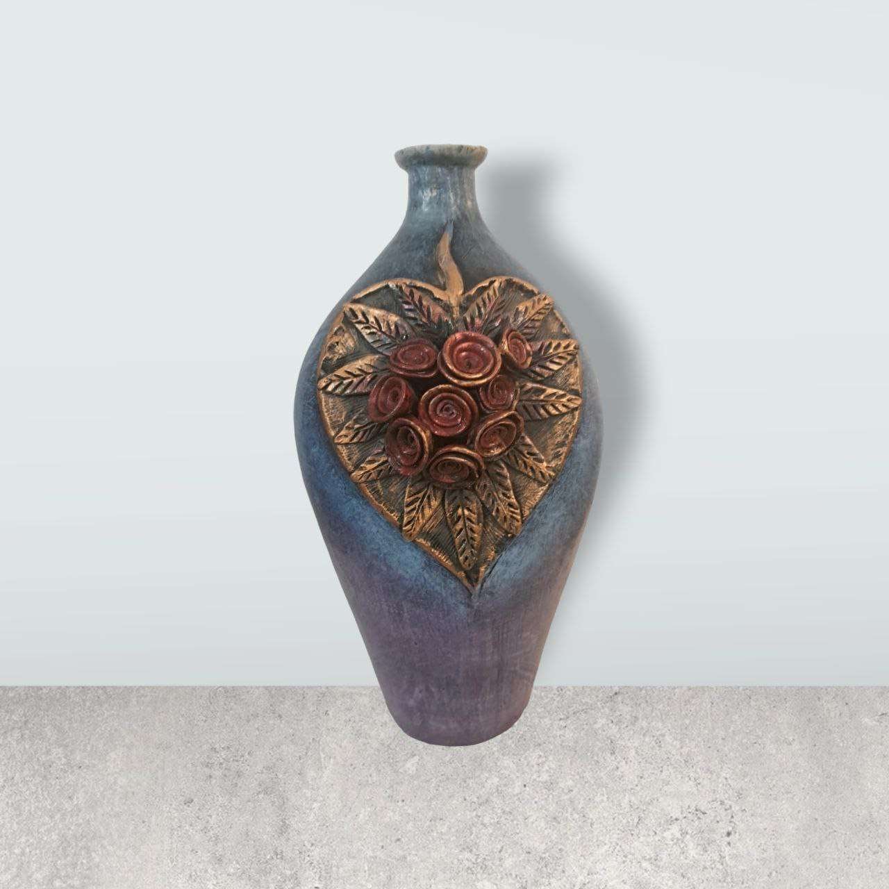 Studio Art Pottery for Cozy Home Ambiance