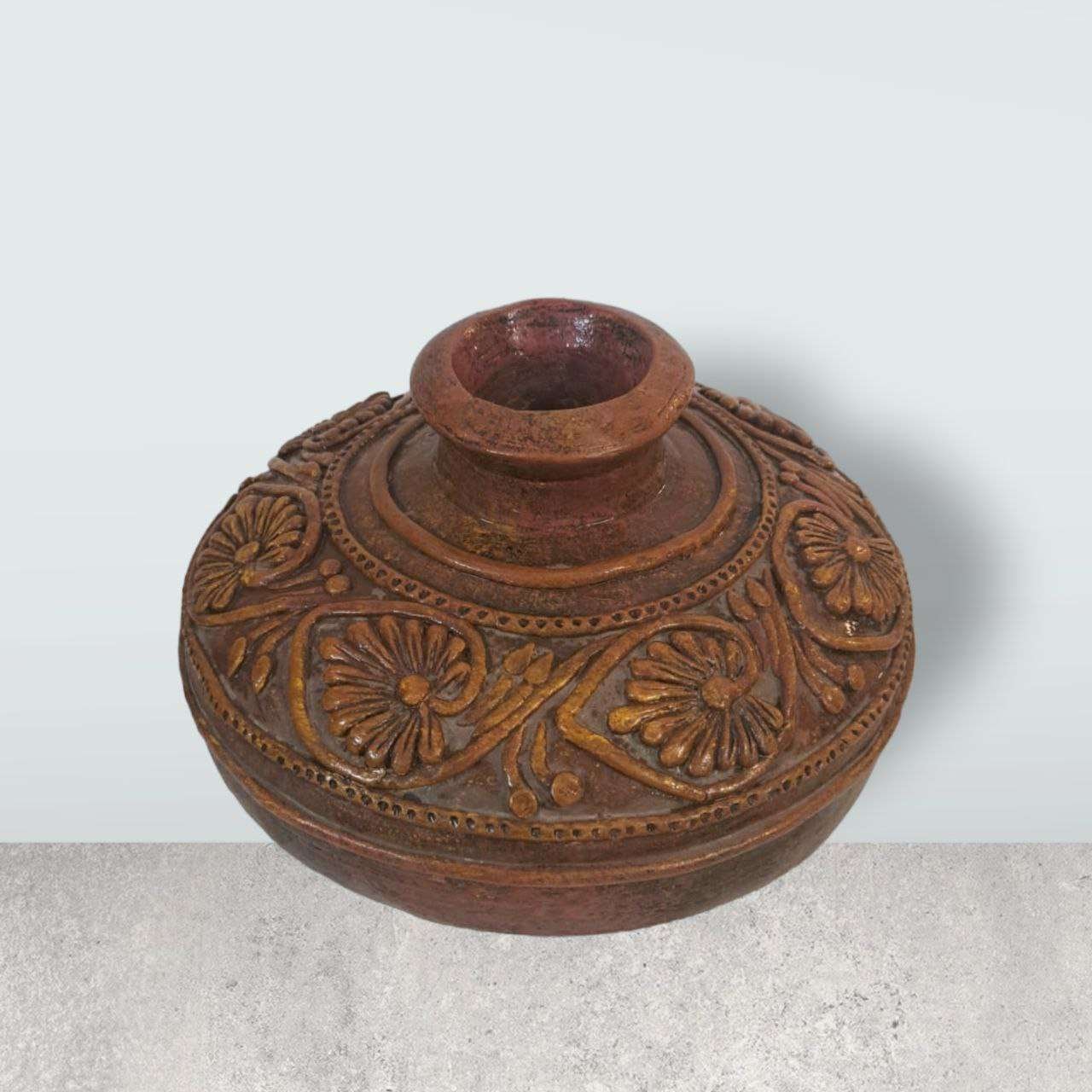 Studio Art Pottery for Cozy Home Ambiance