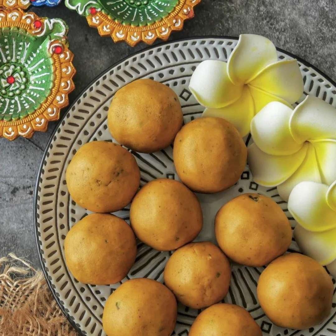 Besan Laddu