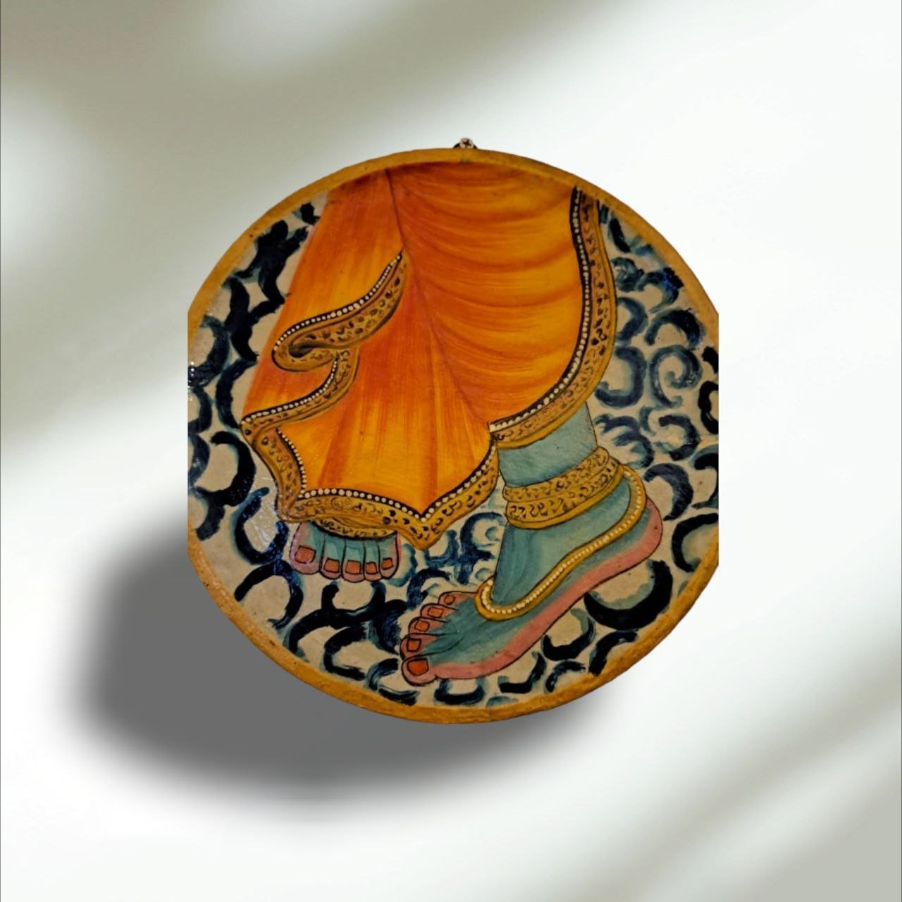 Wooden Wall Plates With Paintings: Artistic Décor for Your Walls