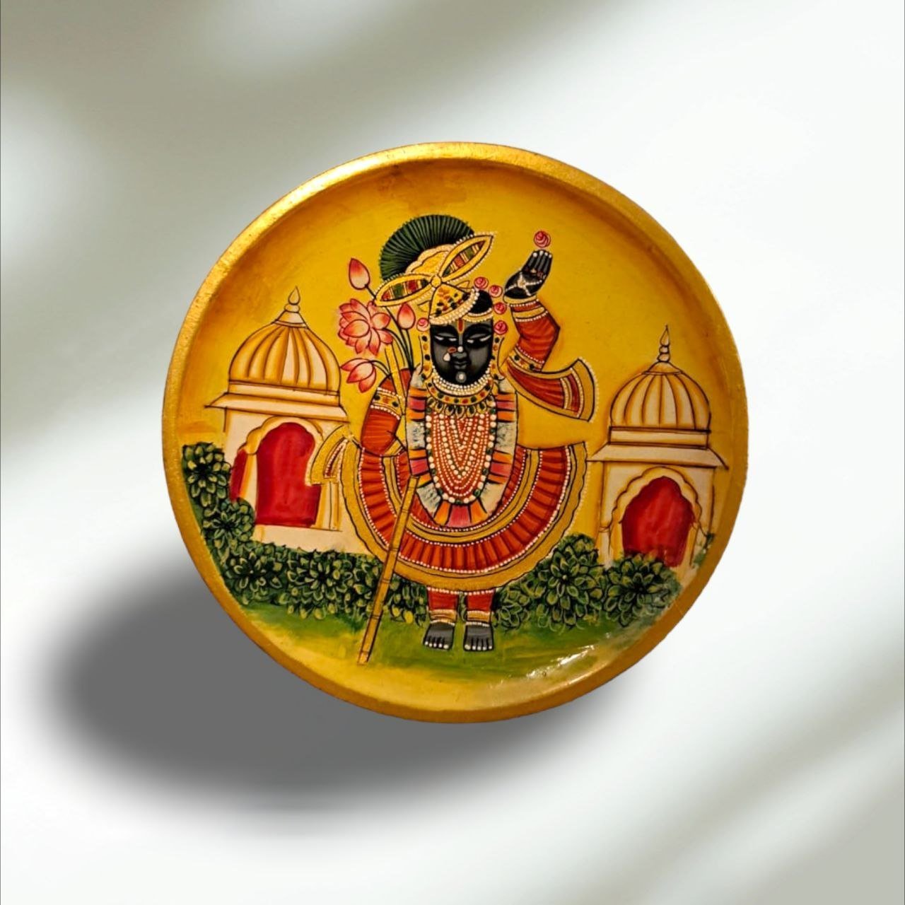 Wooden Wall Plates With Paintings: Artistic Décor for Your Walls