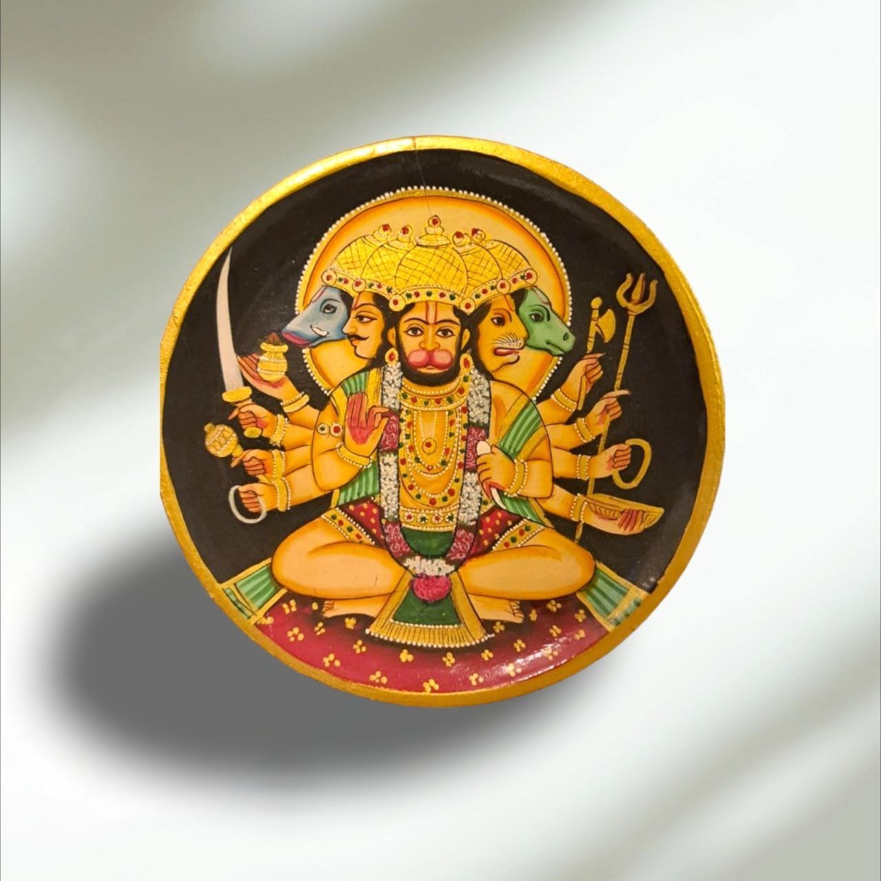 Wooden Wall Plates With Paintings: Artistic Décor for Your Walls