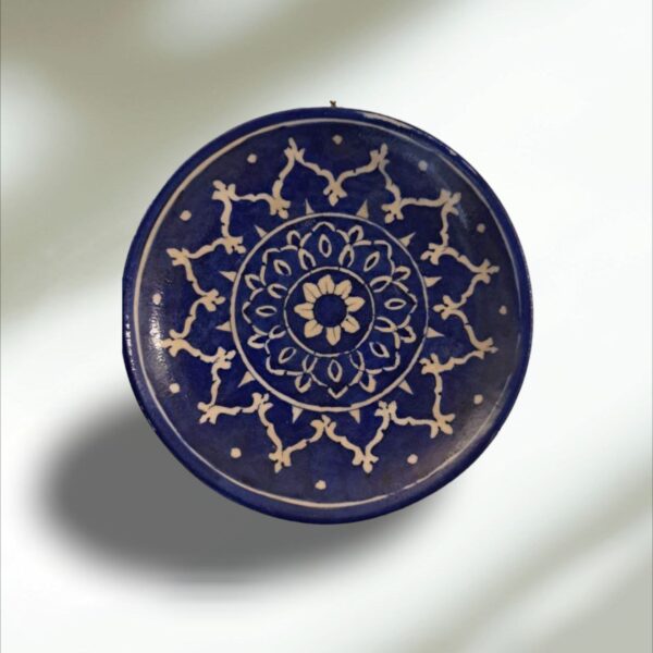 Pottery wall plates with unique designs